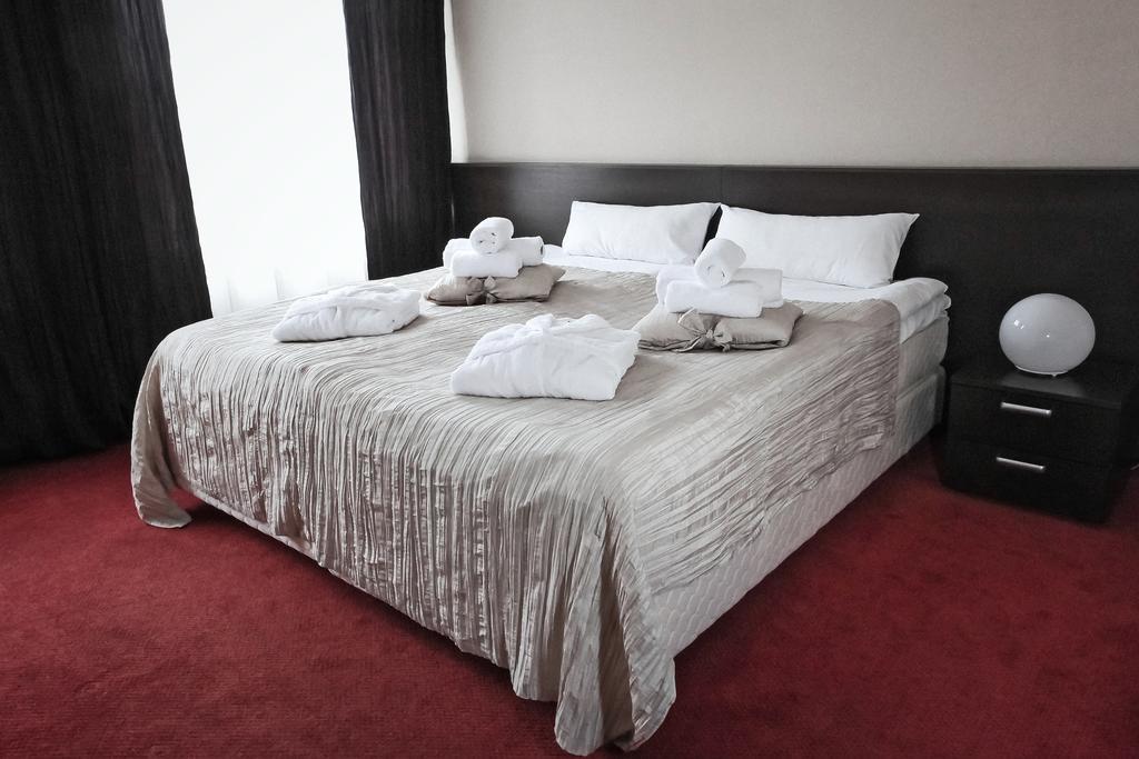 Hotel Palma Мажейкяй Экстерьер фото